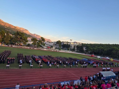Stadion Makarska- postrojavanje.JPG